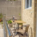 Apartament Petra's Charming Home, 500m To Chania (Crete)