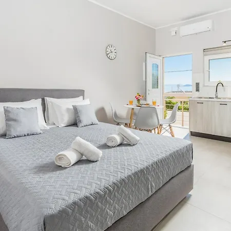 Apartment Petra's Charming Home, 500m To Chania (Crete)